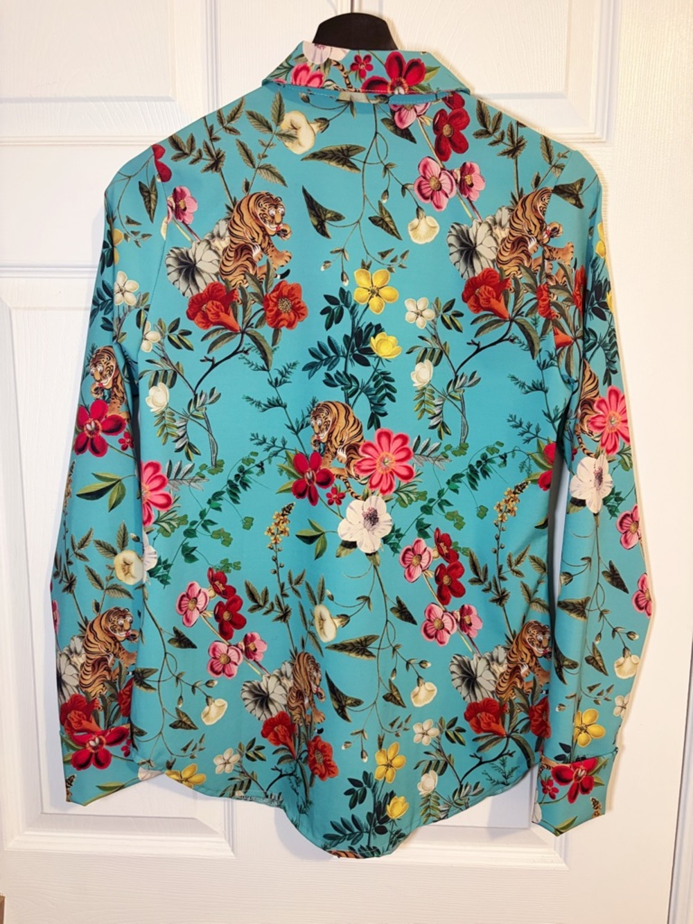Blackmilk Tropical Tiger Floral Button-Down Shirt - Aqua Blue - Picture 3 of 3